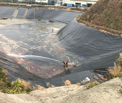 黄石废水池清理