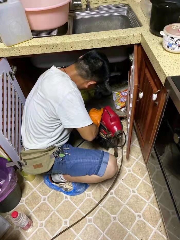黄石通下水道